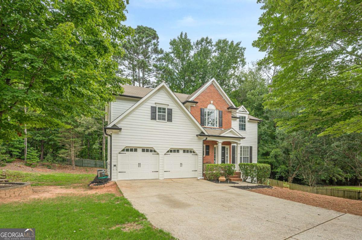 4223 Glenlake PKWY NW