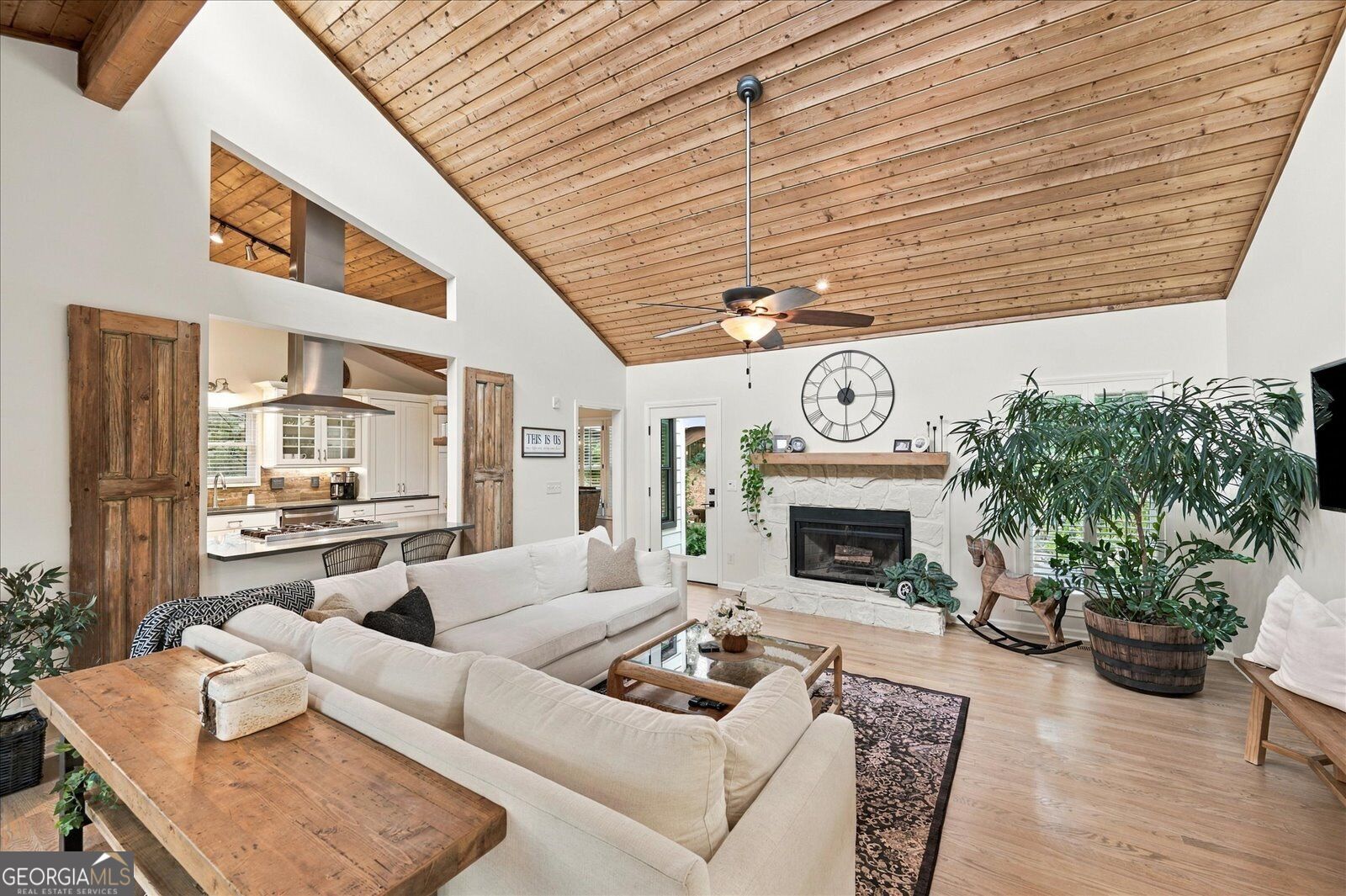 515 Silver Pine TRL