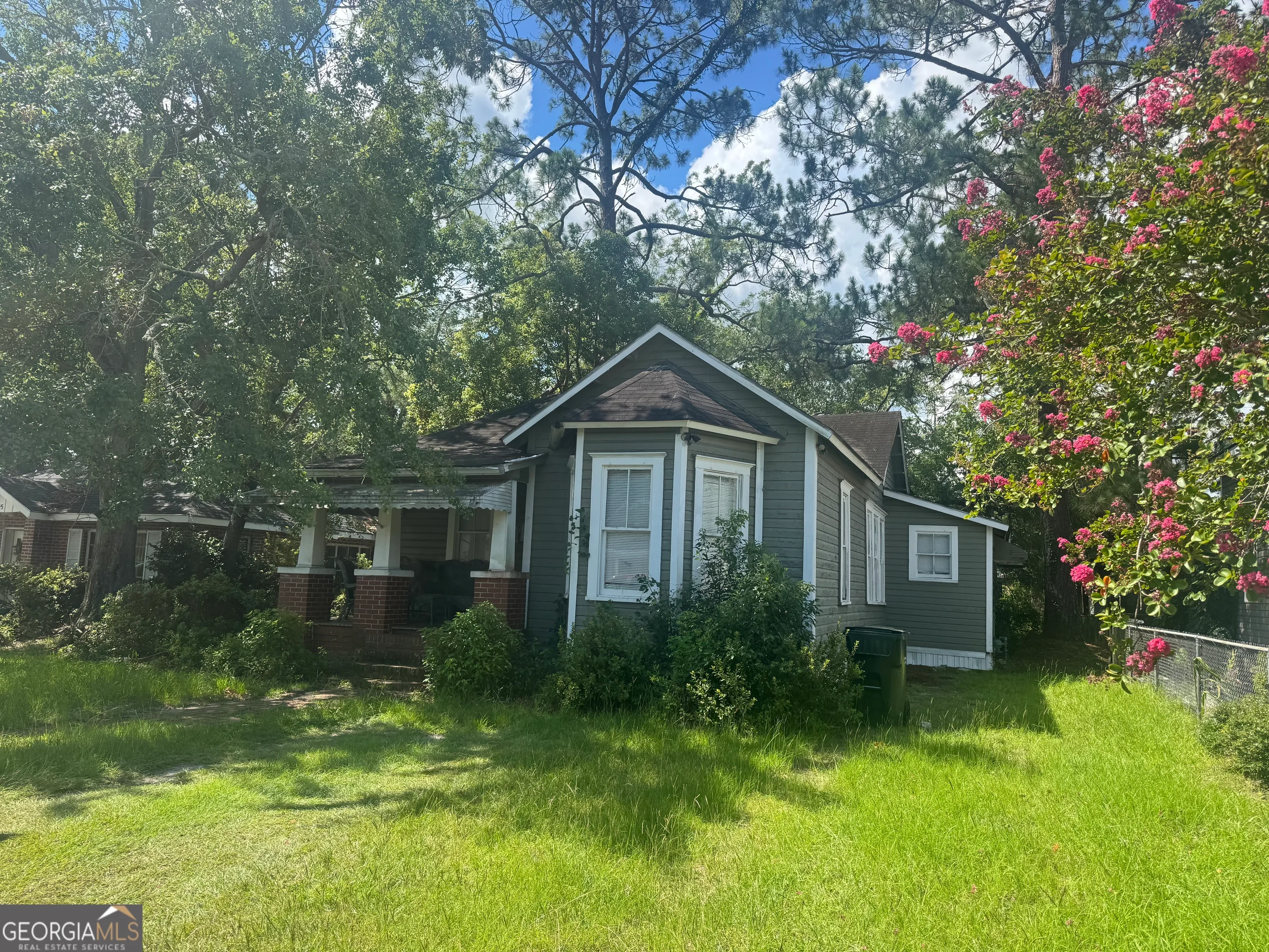 1107 Elizabeth Street