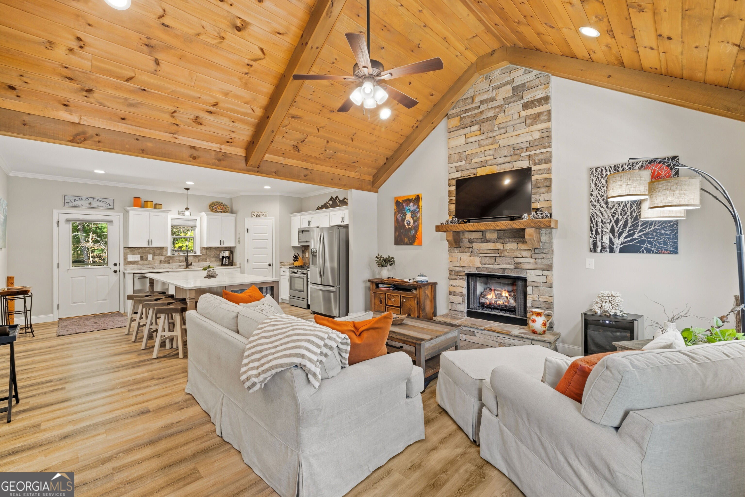 31 Daybreak LN
