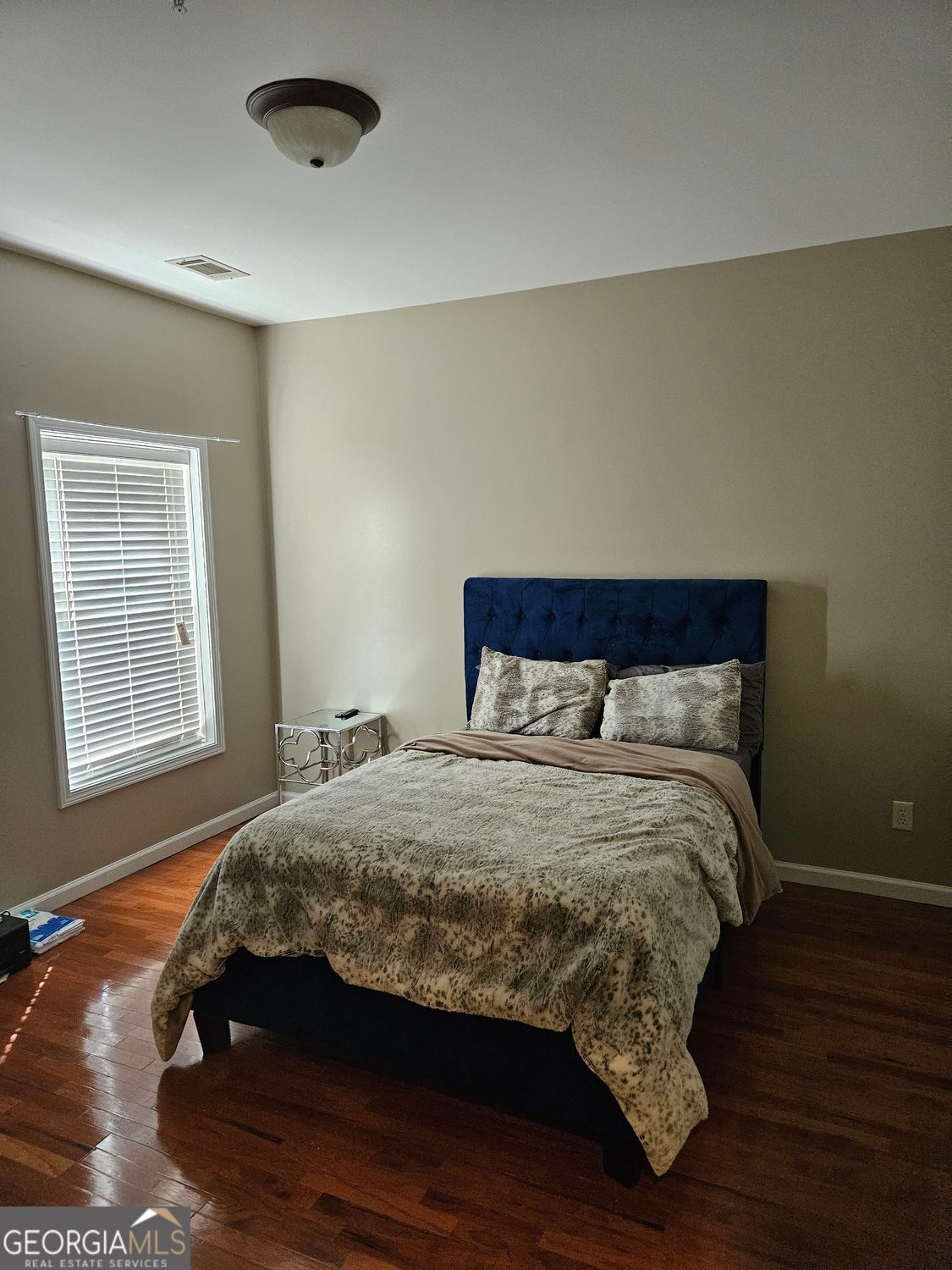 GLENIVY TOWNHOMES - Residential Lease