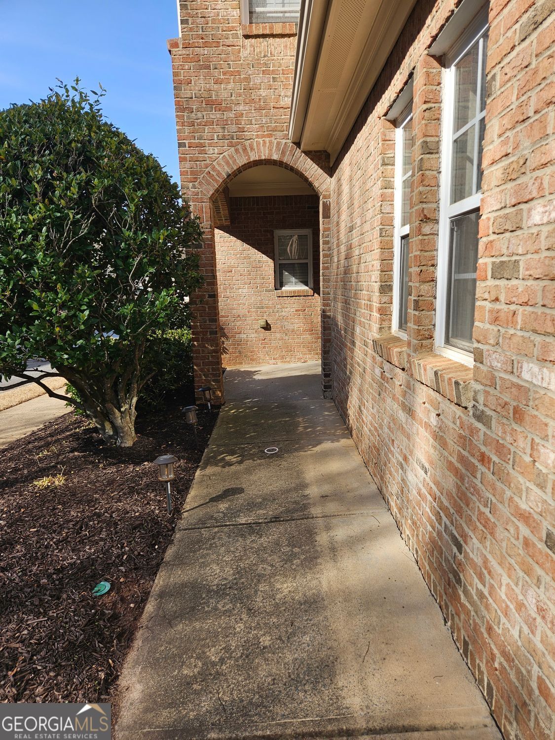 GLENIVY TOWNHOMES - Residential Lease
