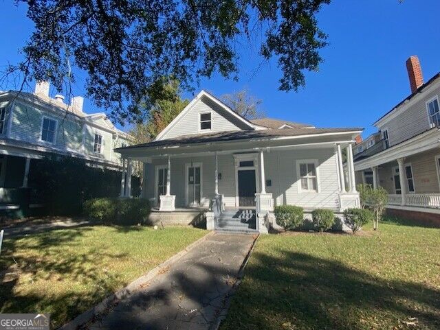 Photo of 127 Rogers Avenue, Macon, GA 31204 (MLS # 10874933)