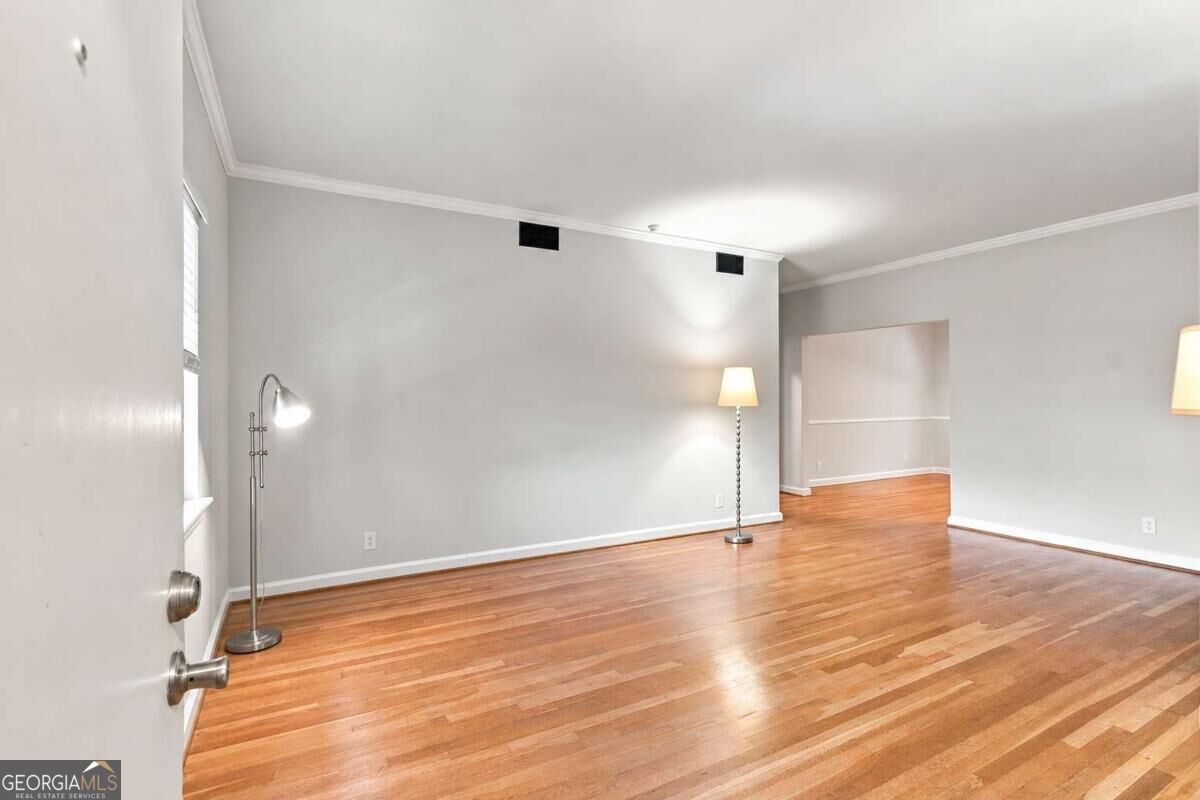430 Lindbergh DR NE H3