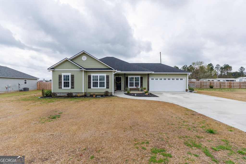 Photo of 87 N Moody Drive, Ray City, GA 31645 (MLS # 10696042)
