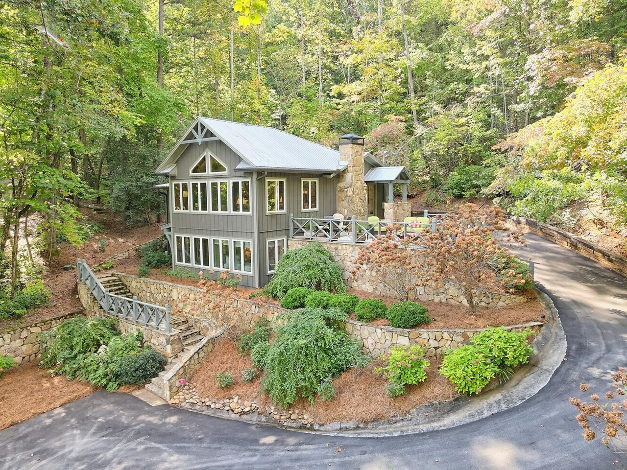 Clayton, Georgia 30525, United States, 3 Bedrooms Bedrooms, ,3 BathroomsBathrooms,Residential,Active,230512