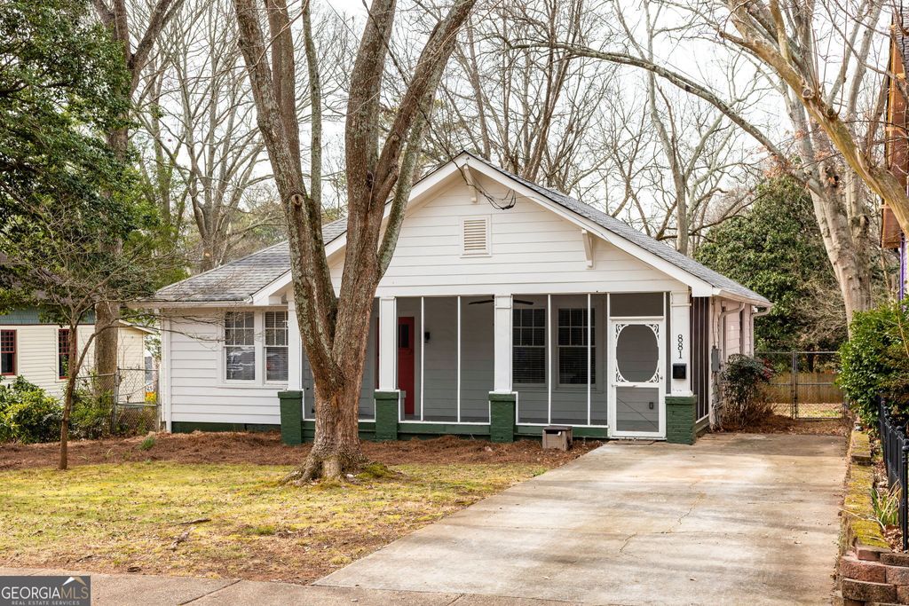 Photo of 881 Woodland Avenue SE, Atlanta, GA 30316 (MLS # 10690362)