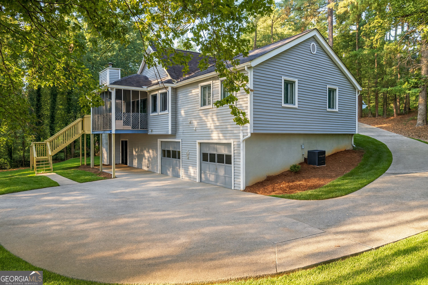6340 Lakeview TER