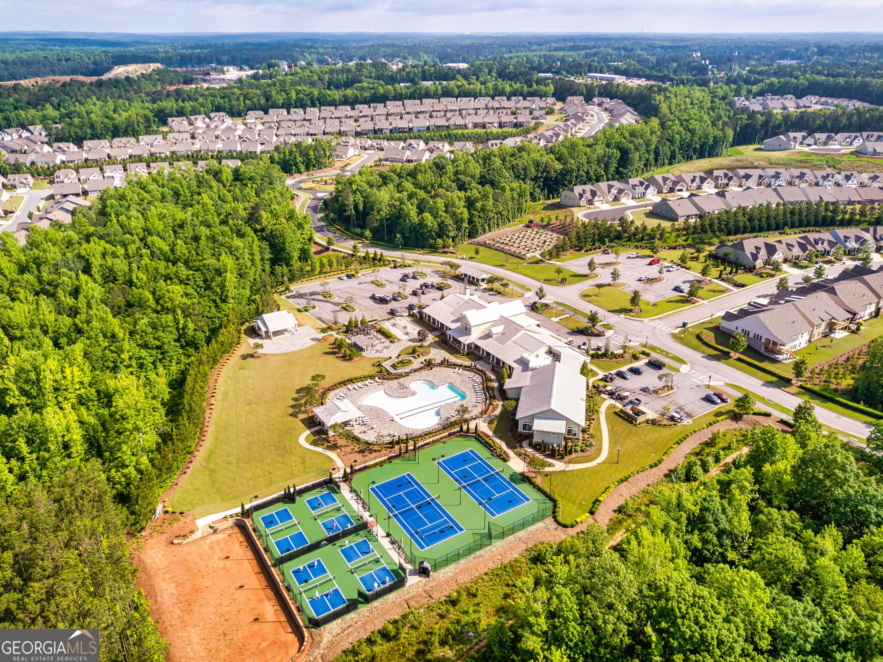 Peachtree City, Georgia 30269, United States, 2 Bedrooms Bedrooms, ,2 BathroomsBathrooms,Residential,Active,221615