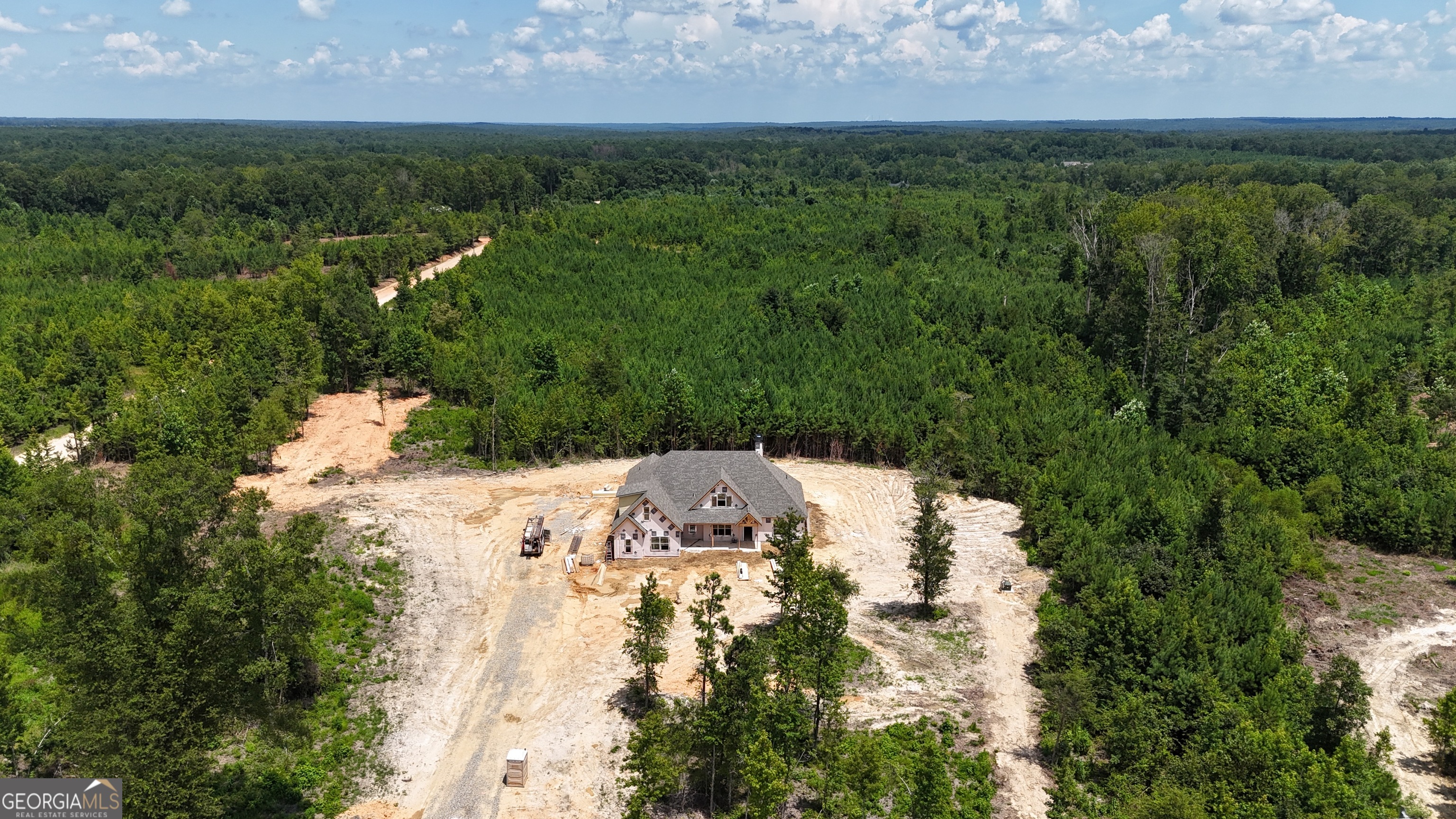 589 Silver Dollar RD
