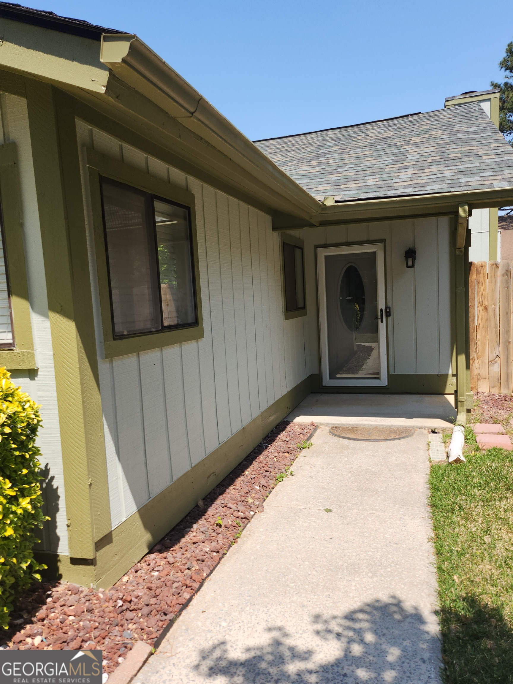4645 Shannon CT