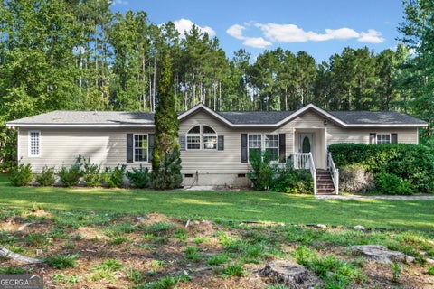 Photo of 354 Gibson Road, Newnan, GA 30263 (MLS # 10839299)