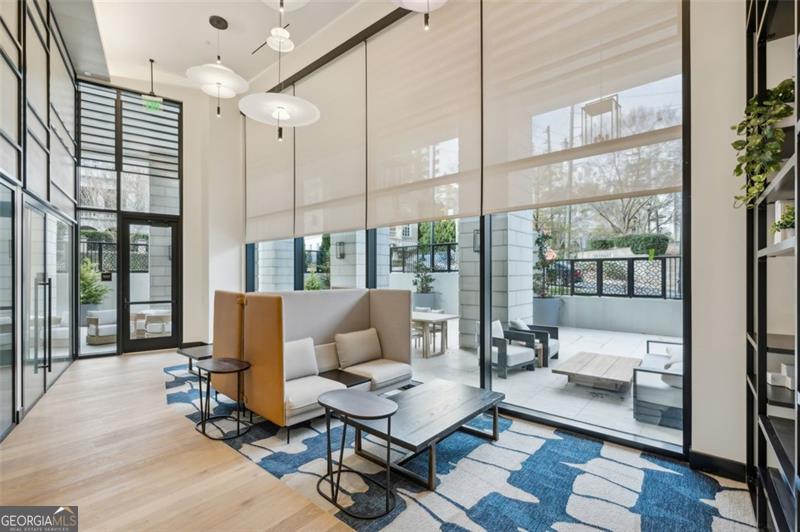 2425 Peachtree RD NE 1106