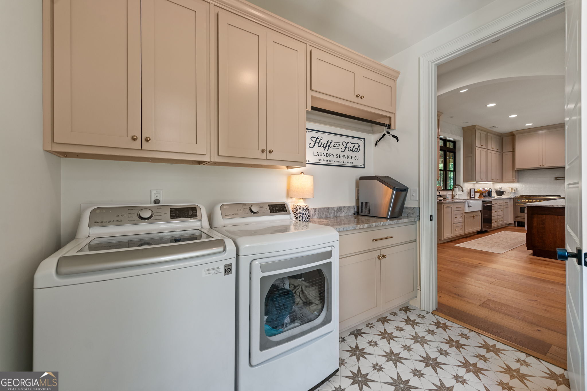 470 Old Orchard Rd, Ellijay, GA, 30536, USA, 4 Bedrooms Bedrooms, ,3 BathroomsBathrooms,Residential,Active,470 Old Orchard Rd,10818576