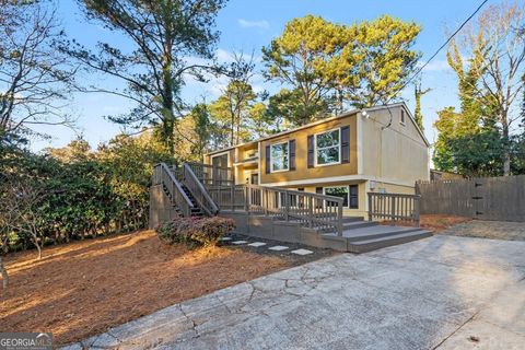 Photo of 3224 Newcastle Way, Snellville, GA 30039 (MLS # 10671886)