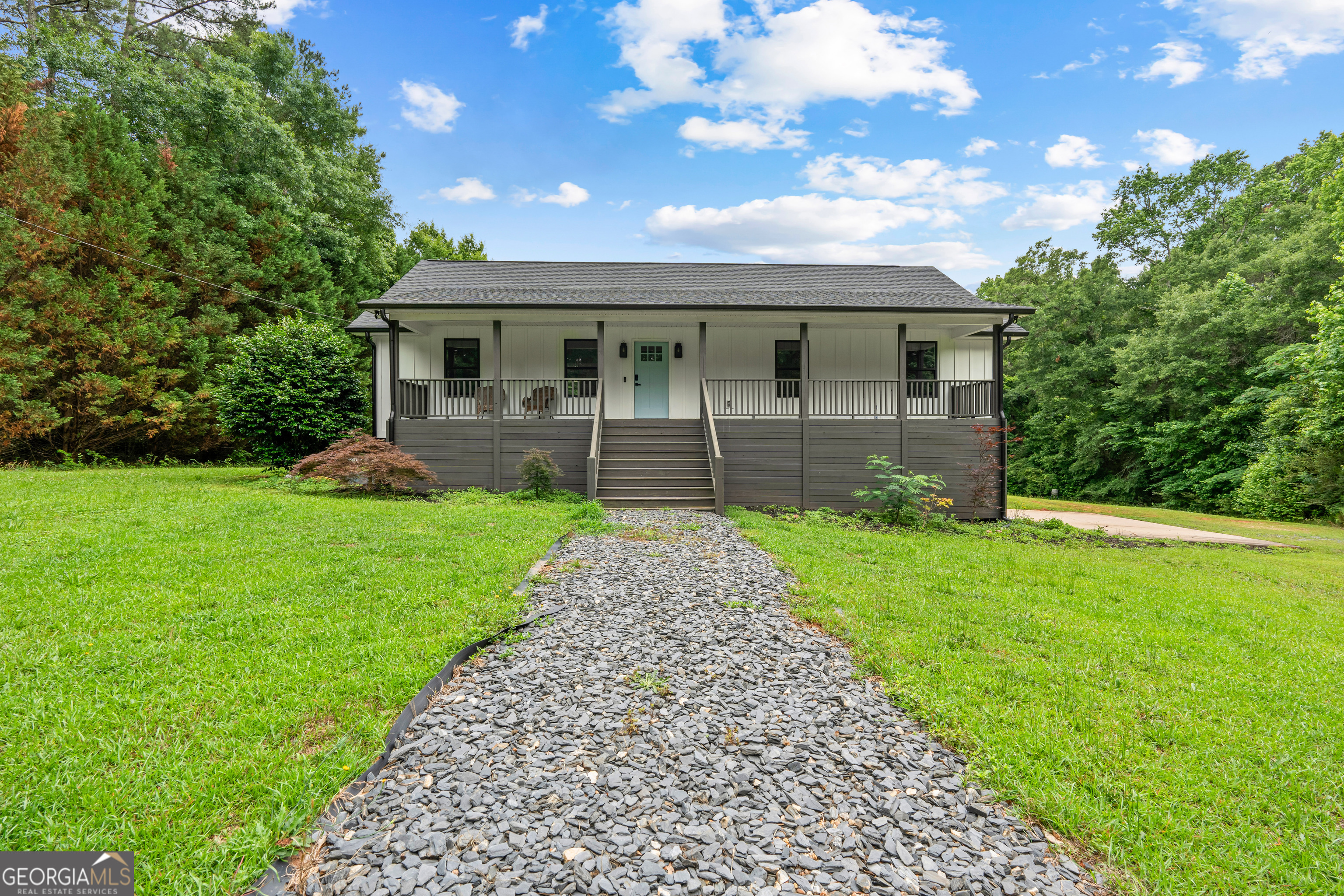 65 Pine DR