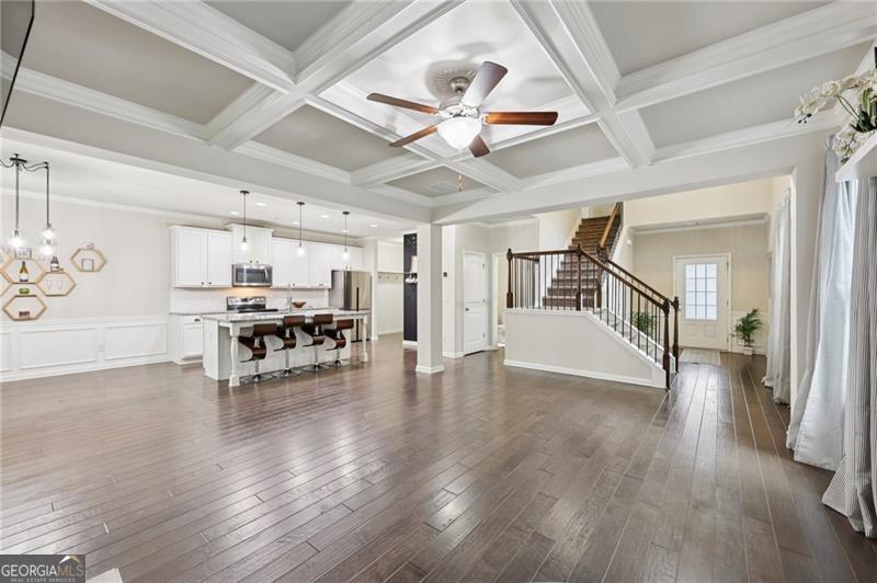 2085 Black Pebble CIR