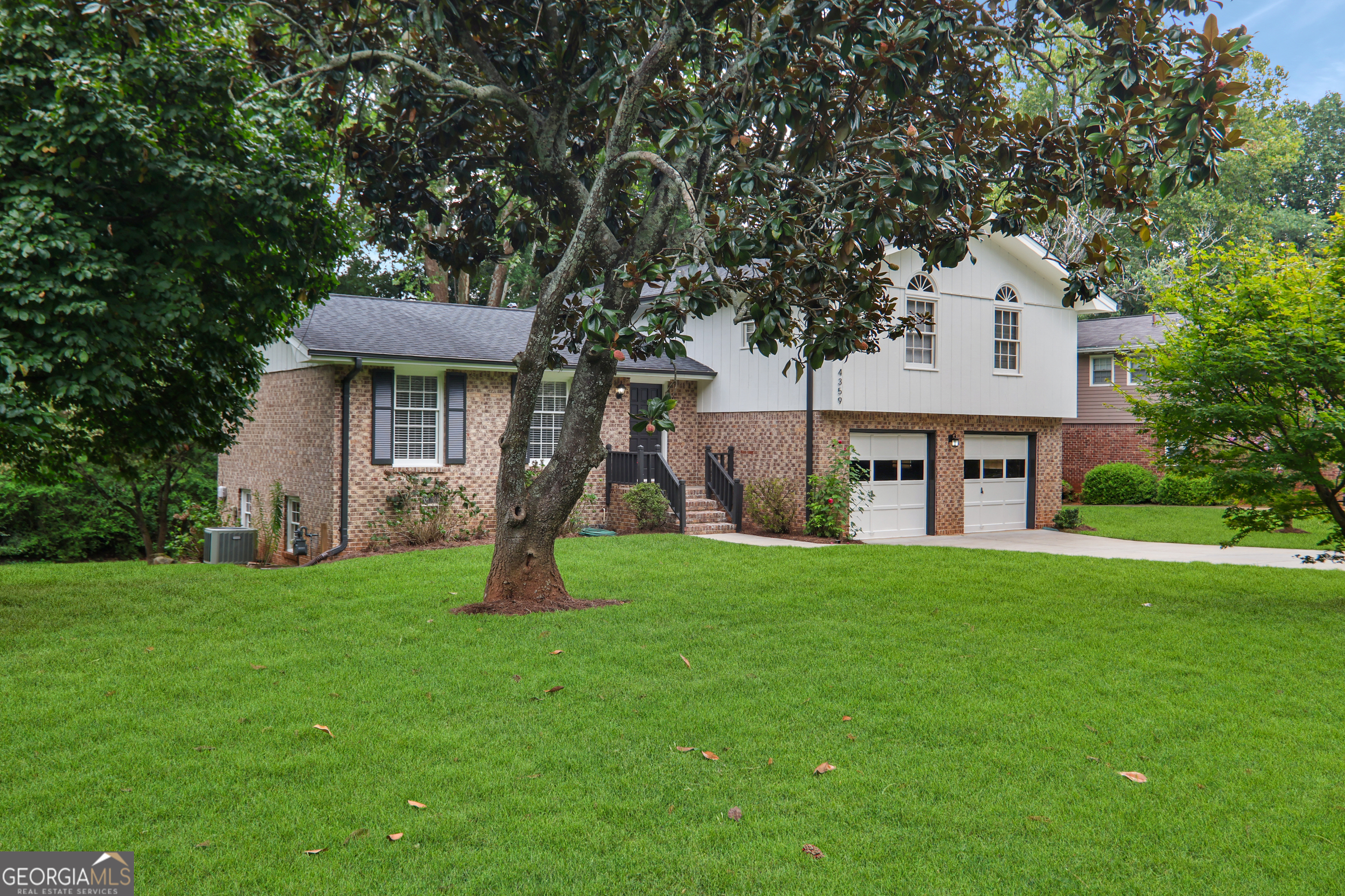 4359 Tucker North CT
