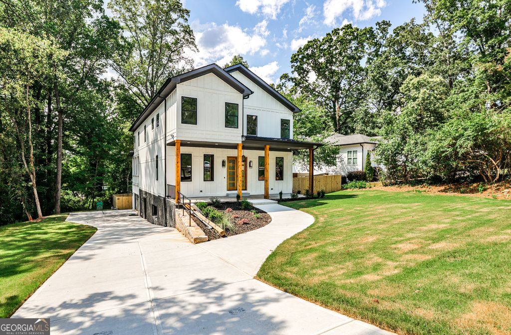 Photo of 1401 Rupert Road, Decatur, GA 30030 (MLS # 10767143)