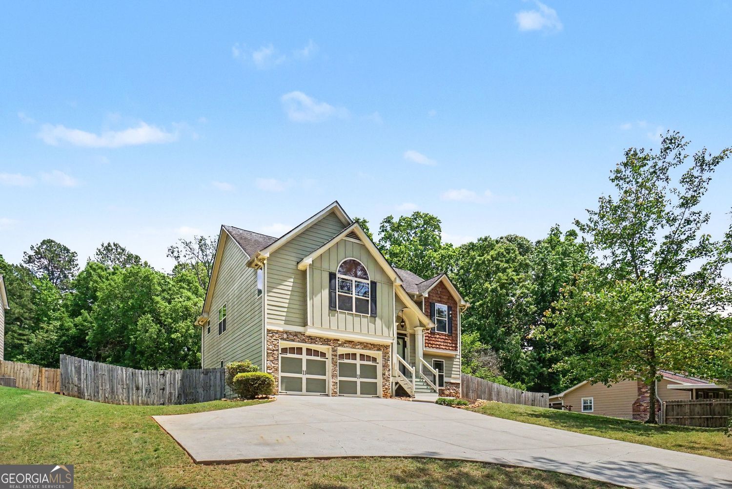 3936 Memorial PKWY NW