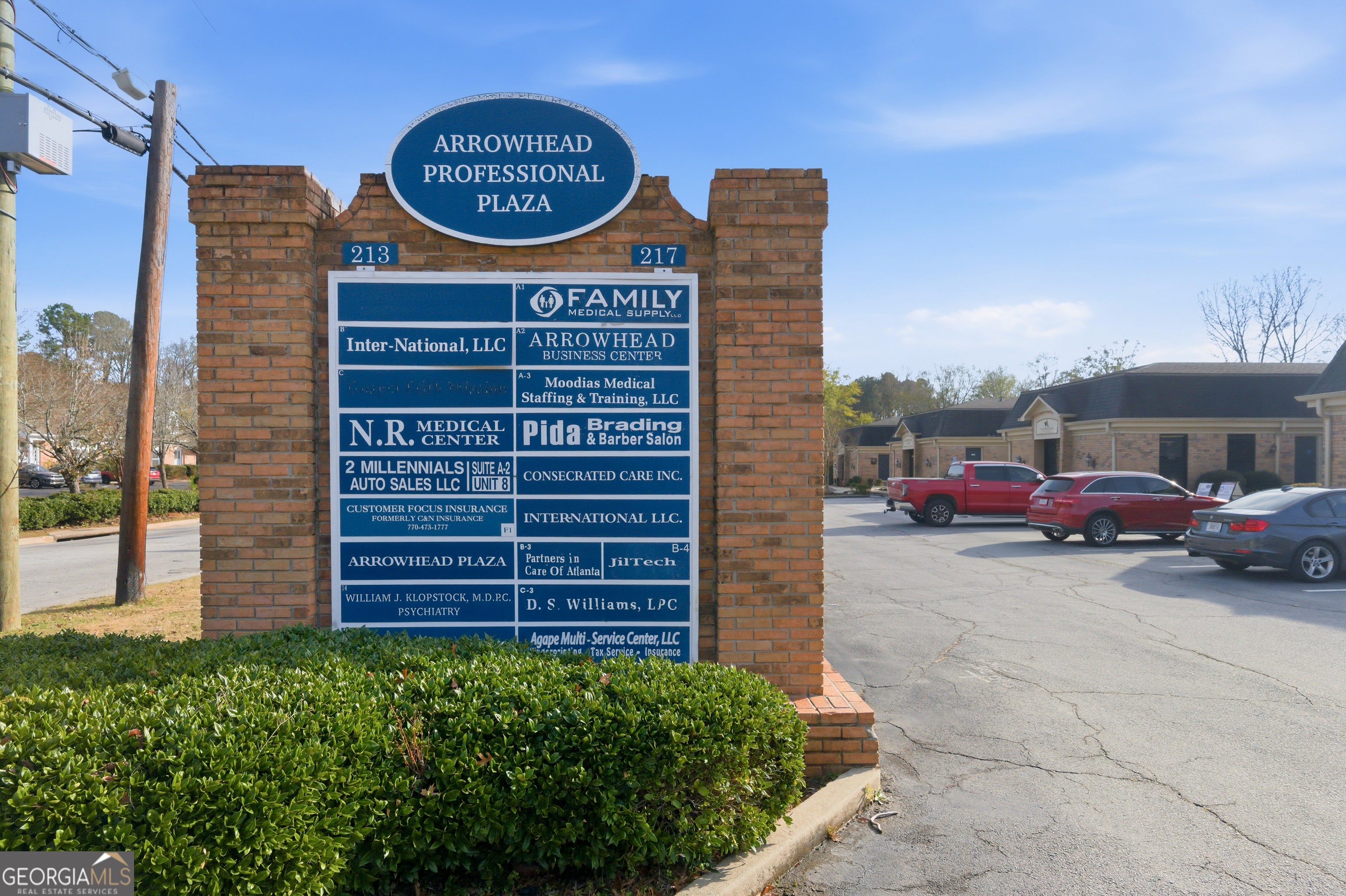 213 Arrowhead BLVD