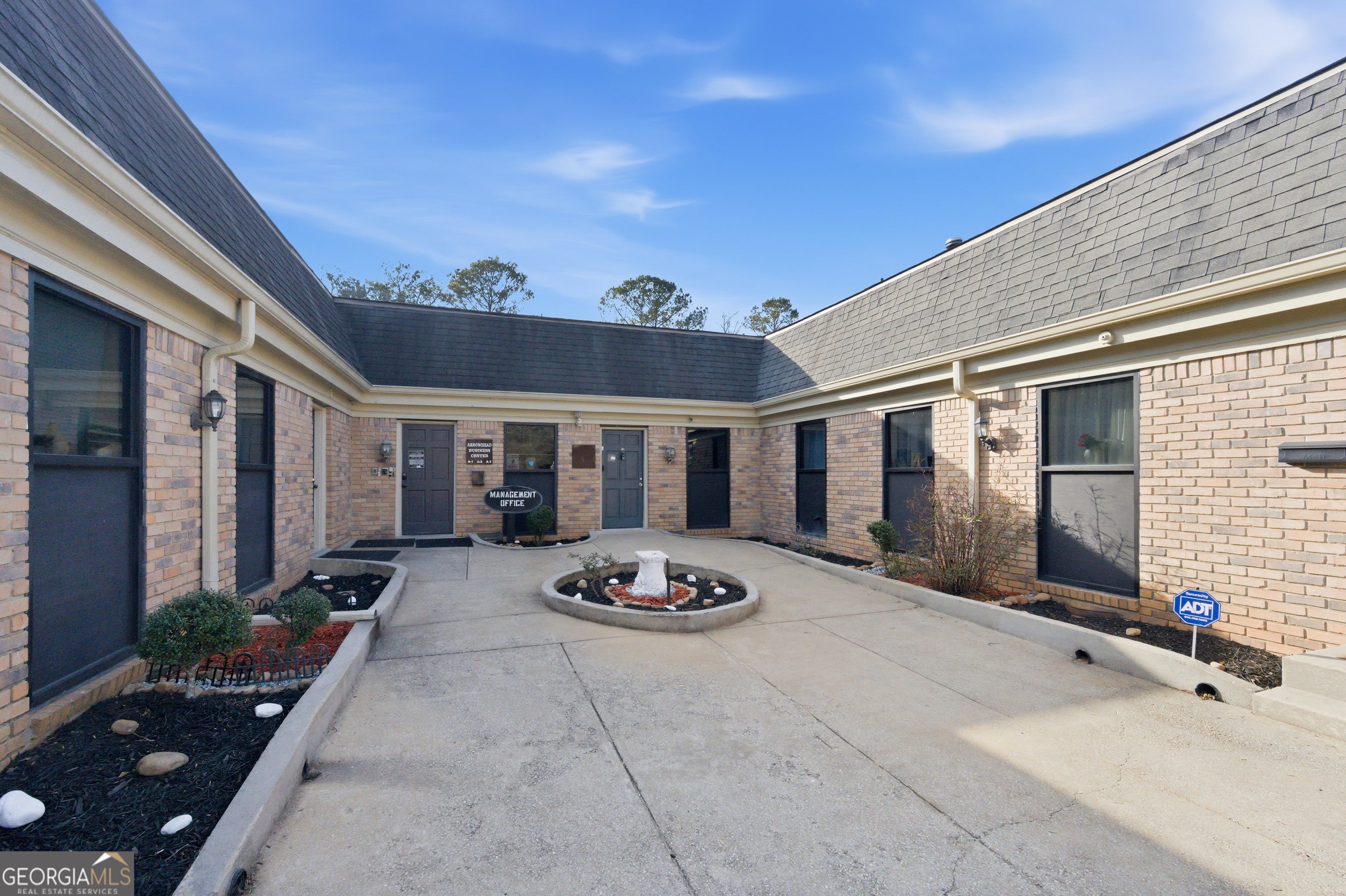 213 Arrowhead BLVD