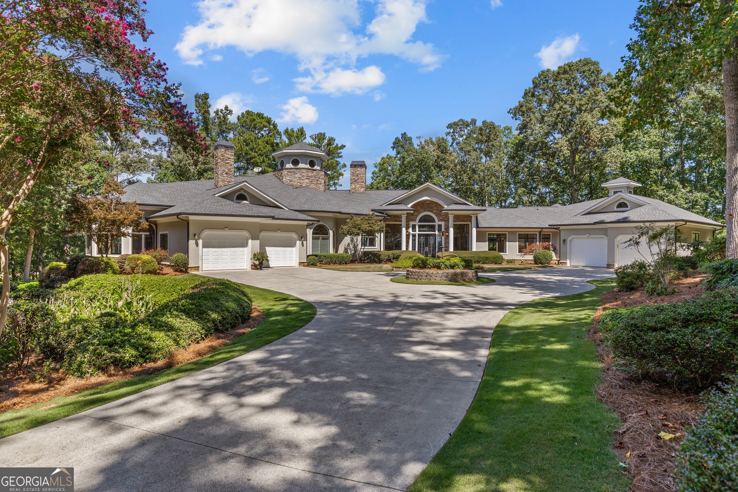 6686 Gaines Ferry RD