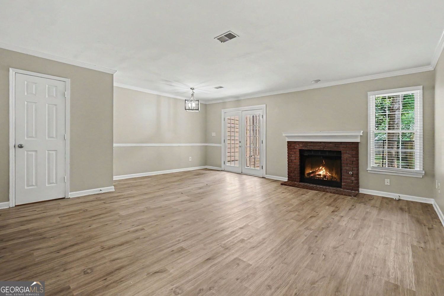 567 Salem Woods DR SE
