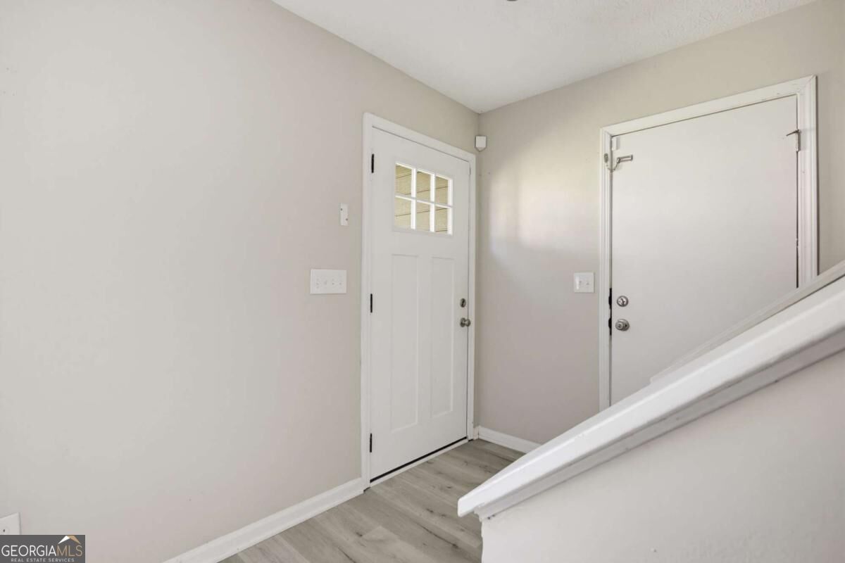 5570 Downs WAY