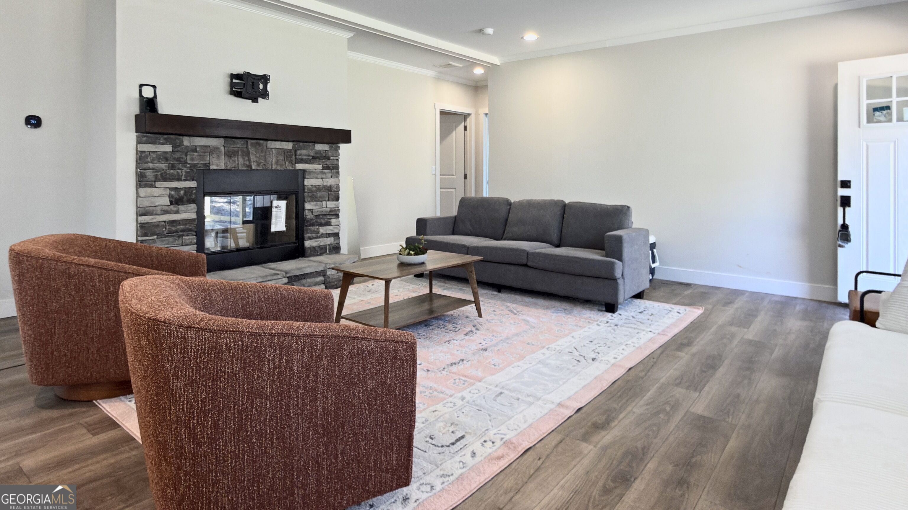 53 Hampton DR