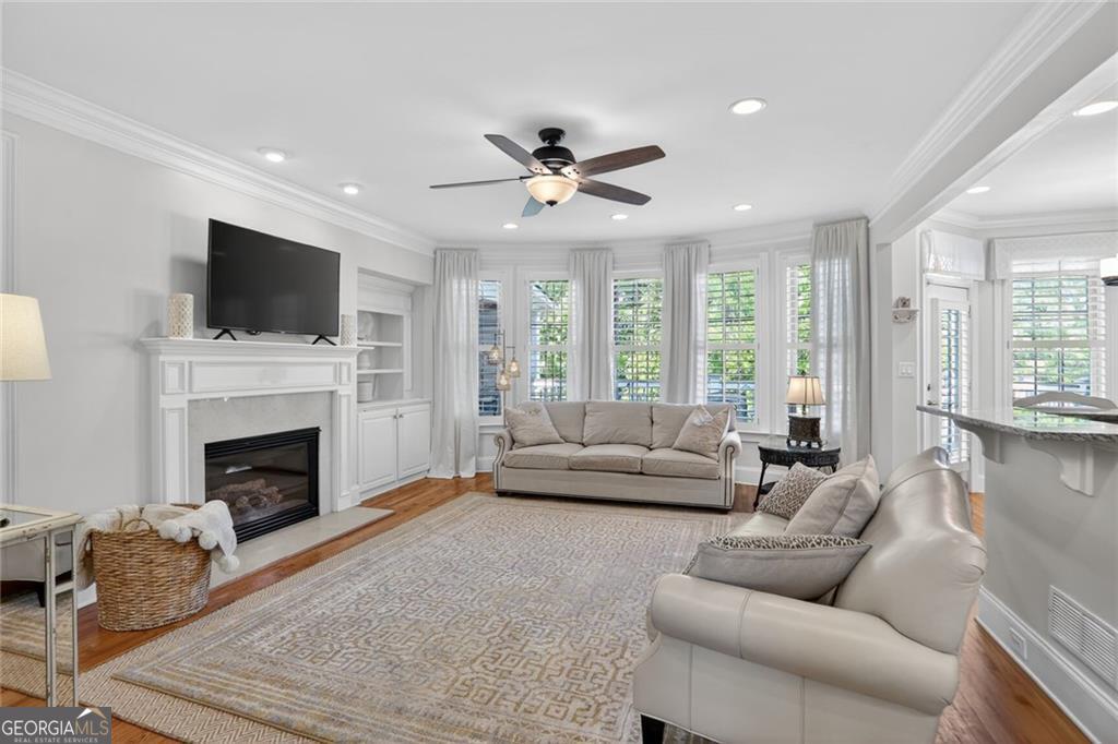 3702 Paces Park CIR SE