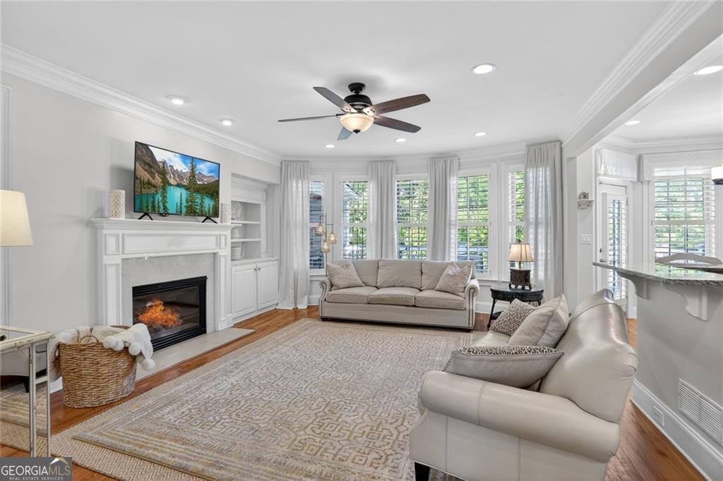 3702 Paces Park CIR SE