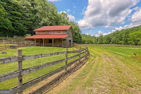 A home in Hayesville