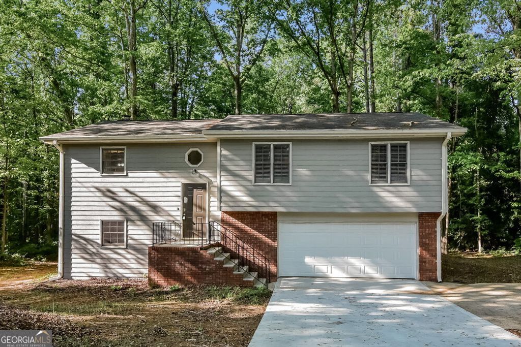 Photo of 1569 Cherry Hill Lane SW, Conyers, GA 30094 (MLS # 10690583)