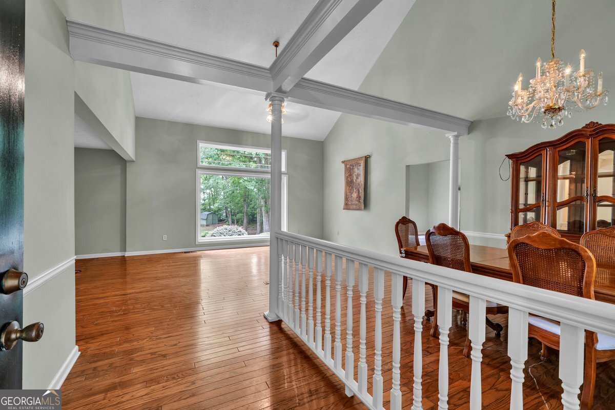 65 Pointe View Ct