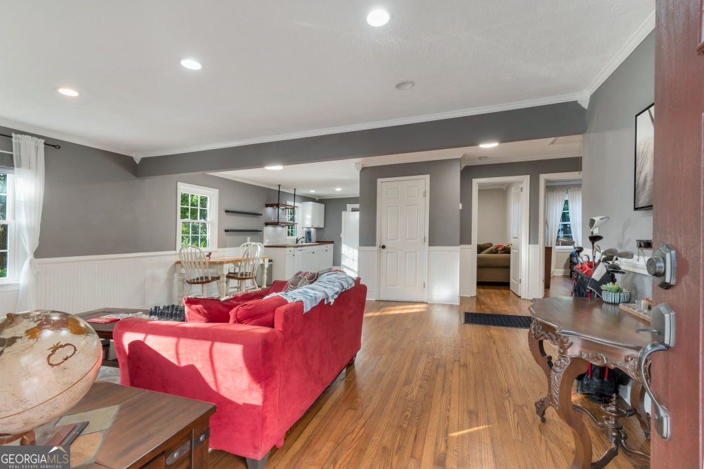 Photo of 1396 Enota Avenue NE, Gainesville, GA 30501 (MLS # 10803616)