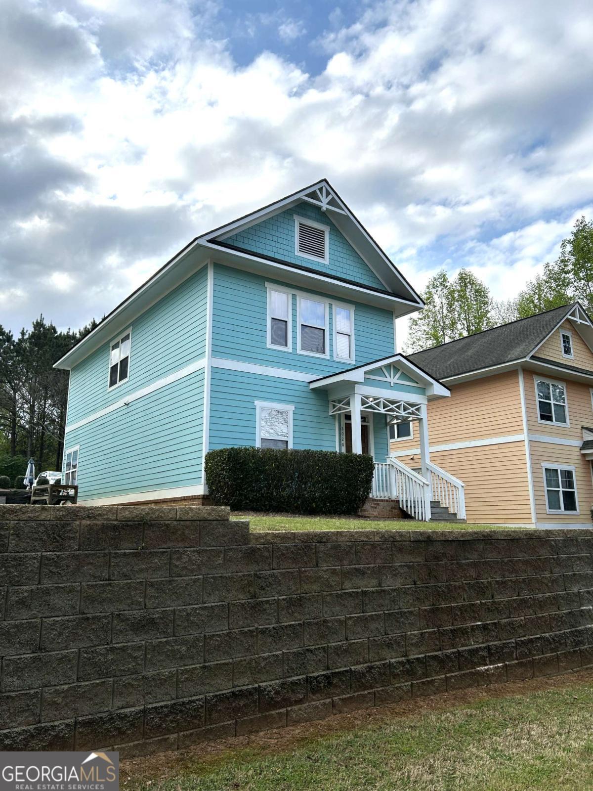2020 Lakeside DR