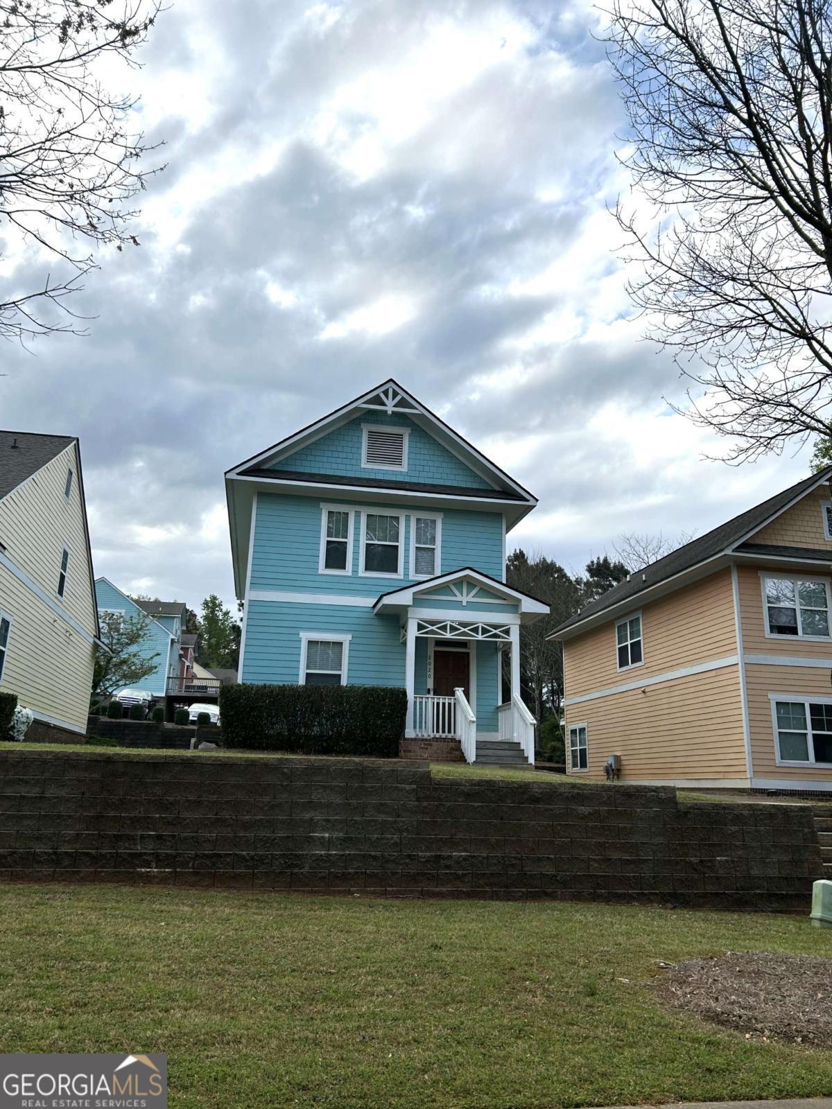 2020 Lakeside DR