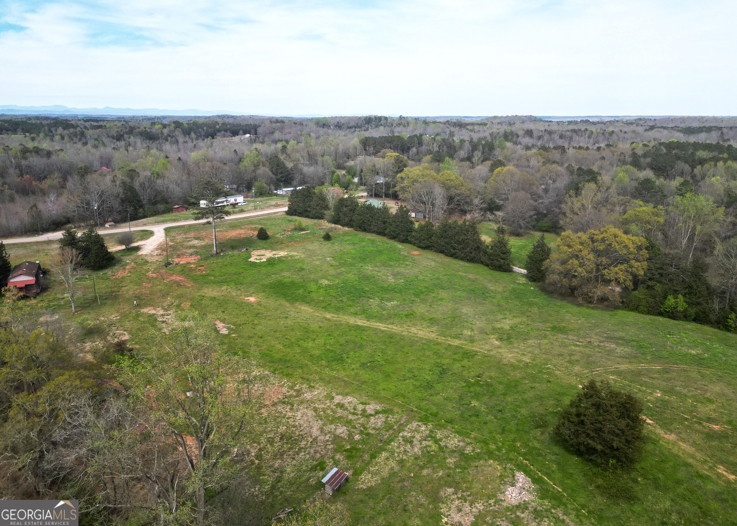 Welcome to your new countryside retreat! This open, 9 acre piece of paradise is now available for your next dream come true. Located out in the peaceful country, but just minutes from Lavonia, Toccoa, and Lake Hartwell. With endless possibilities for your imagination to run wild, this could be just what you are looking for!
