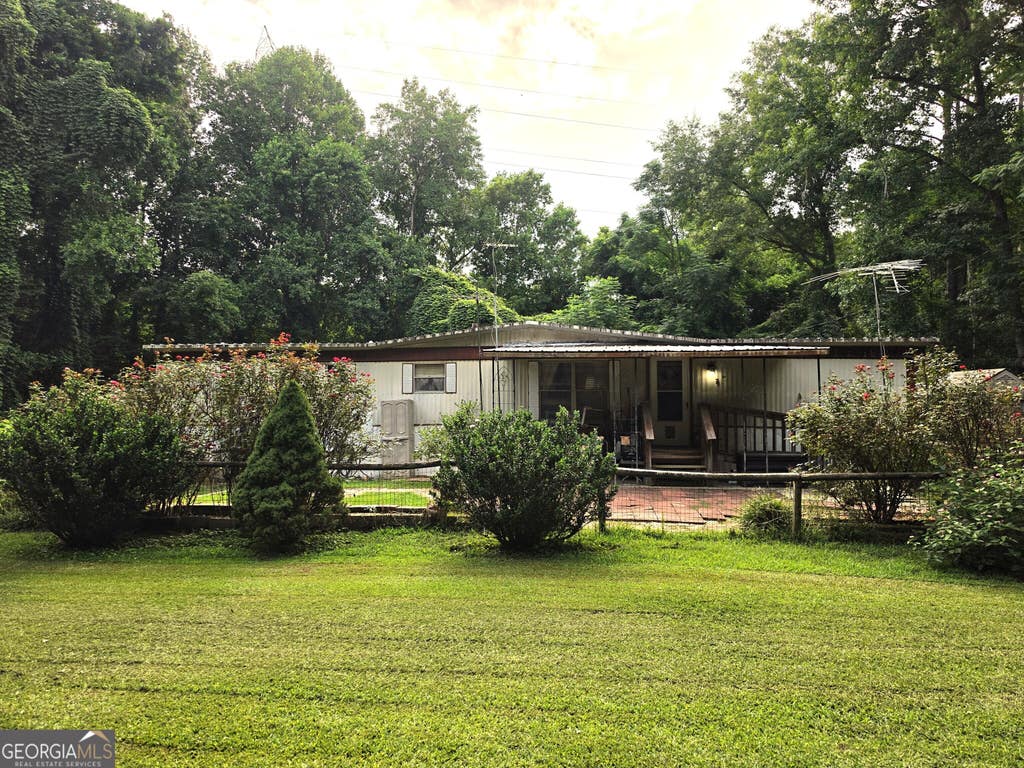 Photo of 21 Dundee Lake Circle, Griffin, GA 30223 (MLS # 10812708)