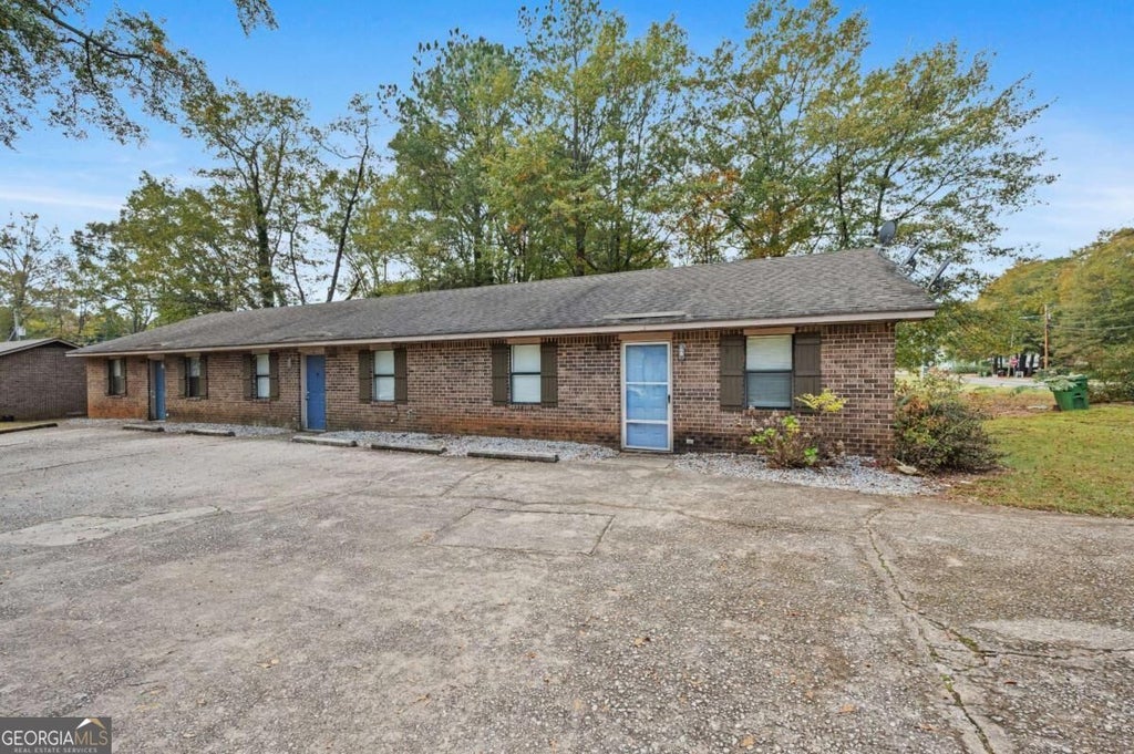 Photo of 1012 Davis Street #12, Monroe, GA 30655 (MLS # 10846213)