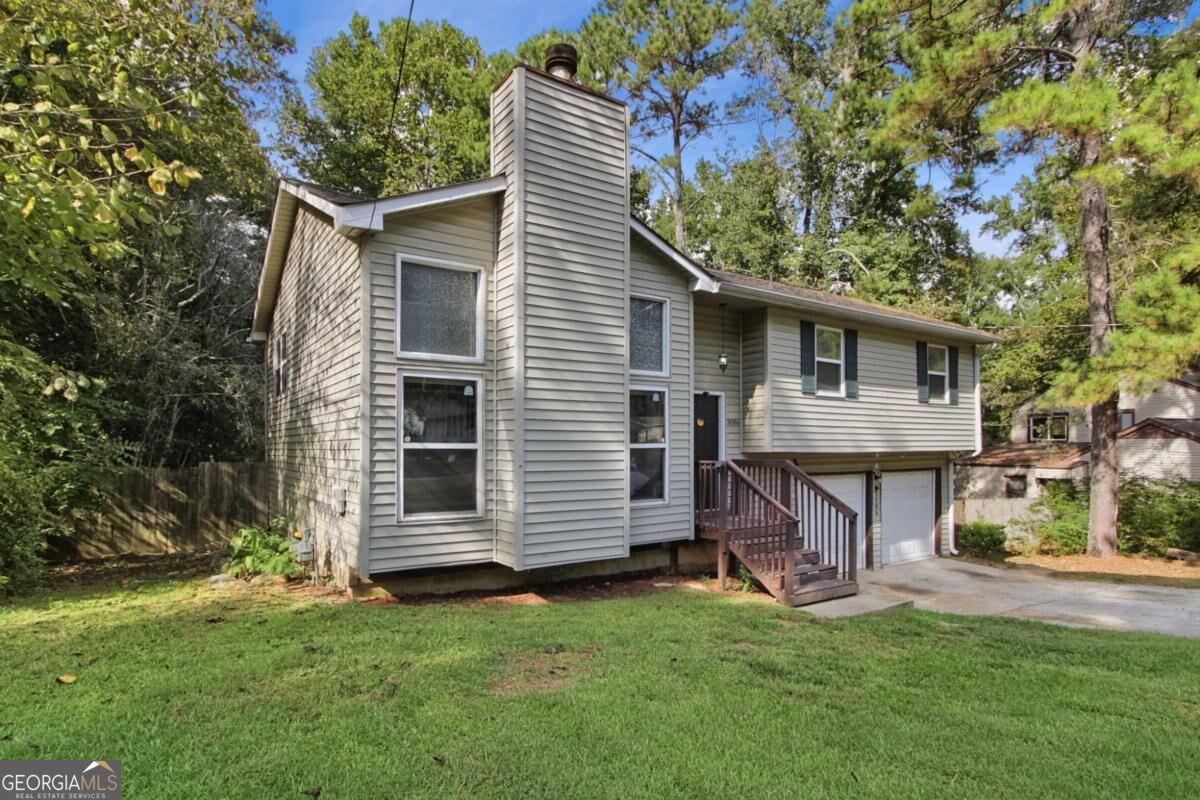 3086 Chippewa DR
