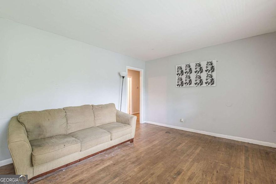 Room for rent. Only $795 per month!! There is another roommate (the owner). Located Right Next to Marta Stop and Plenty of Parking in Driveway or On Street! Welcome to this beautiful WestView Gem! This home has three spacious bedrooms, one full bathroom, and a garage! Minutes away from Lee and White, West-End Park, Mozley Park, the Beltline, the AUC center and more!! This is an excellent opportunity for an AUC center student looking for a home near campus, as the rent can be shared up amongst roommates! Location, location , location!!! There is a new development coming soon at Murphy Avenue. Additionally, the Marta Station is walking distance from the property! 350 Brooks is literally minutes away from Interstate I-20, Georgia Tech, Centennial Olympic Park, the Mercedes-Benz Stadium, the Georgia Aquarium, Midtown/Downtown and other large attractions. This home sits on a hill, has hardwood floors throughout the entire property, and did I mention a FULL BASEMENT. This home has an open floorplan with a beautiful kitchen including an island/breakfast bar. There is extra storage in the basement of the home, if needed or if downsizing from a larger home. So no need to purchase a storage unit!! There's also additional room for storage in the crawlspace and in the garage. This home is ready for immediate move-in. Don't let this opportunity miss you! Schedule a showing and apply soon.