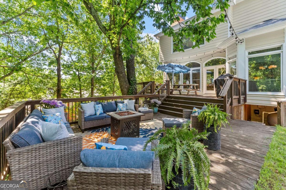 THE SUMMIT AT SWEAT MOUNTAIN - Residential