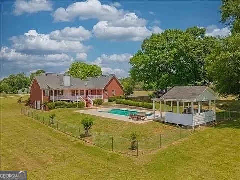 4505 Hidden Meadows LN