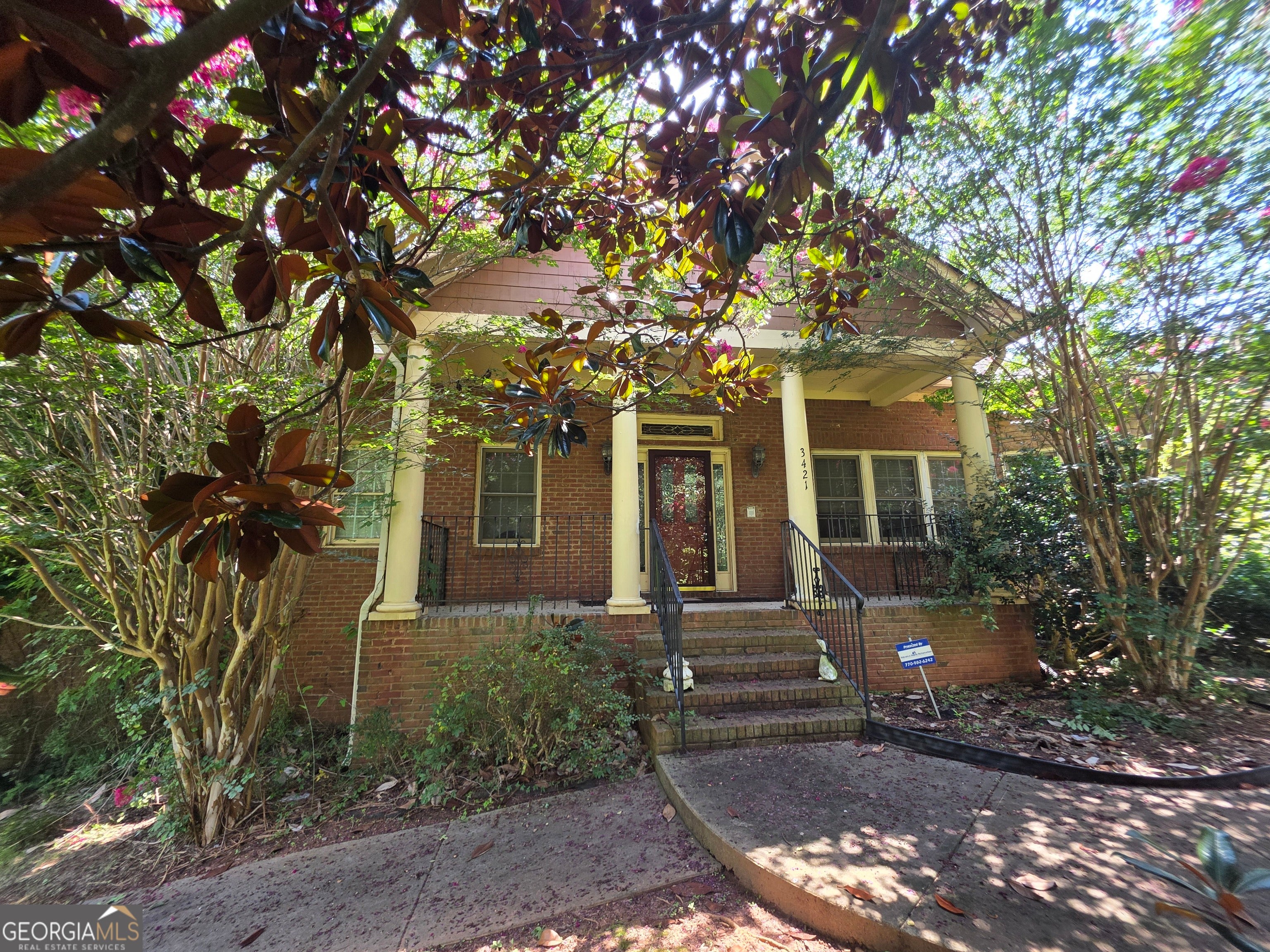 3421 Rainbow DR