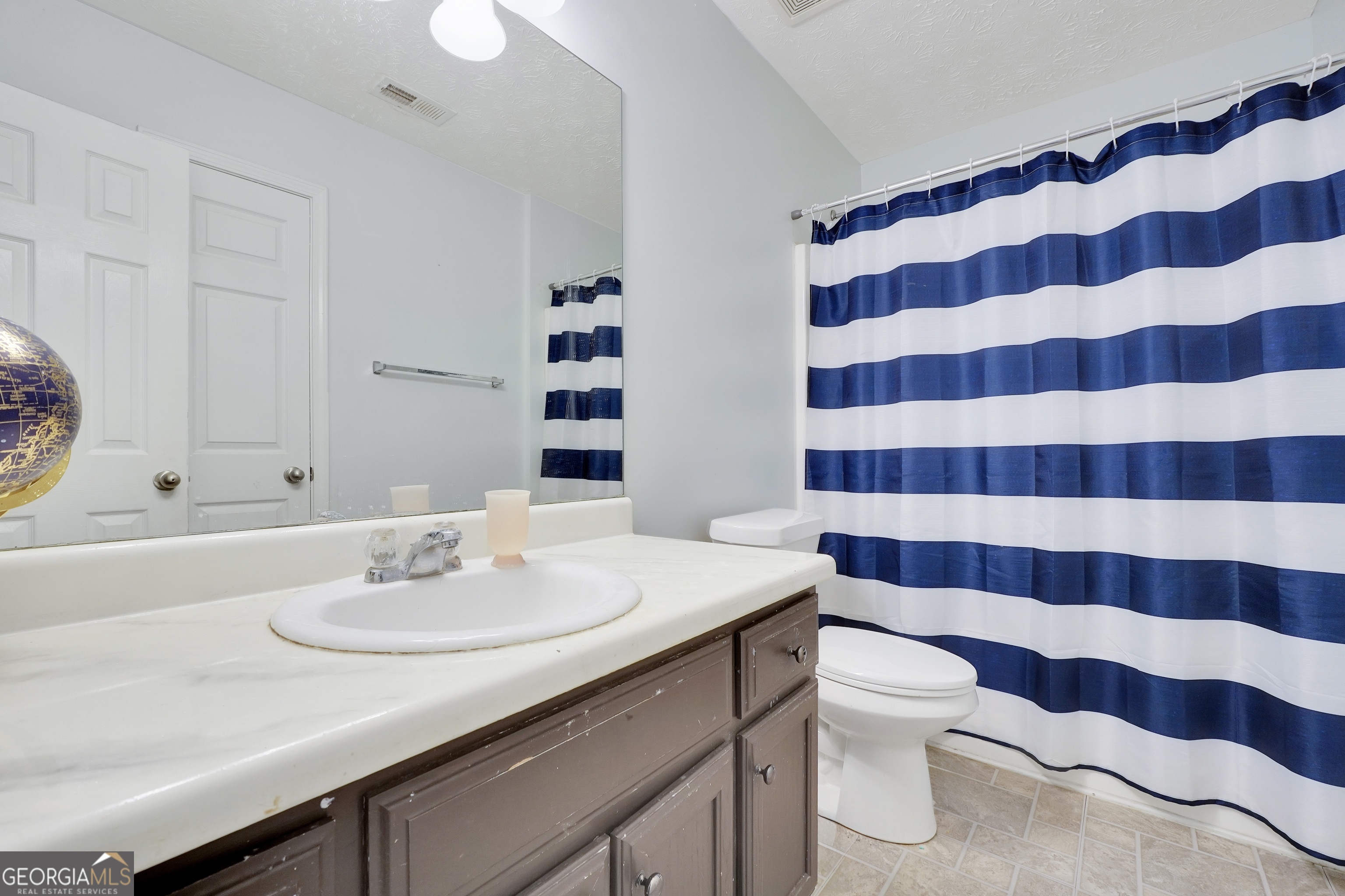 225 Lassiter DR