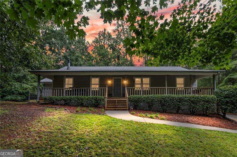 2527 Hickory RD