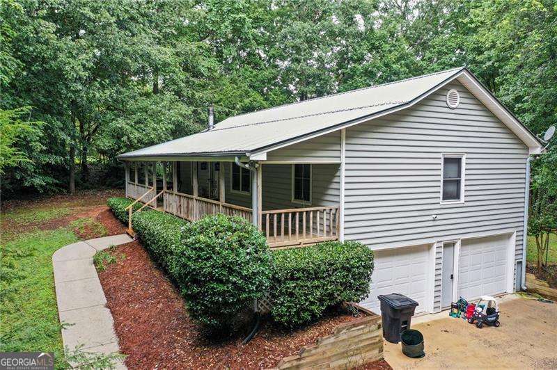 2527 Hickory RD