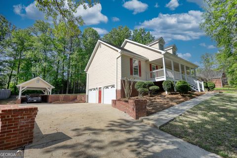 A home in Douglasville